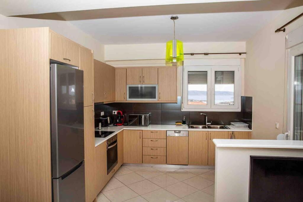 Lavrio Seaview 2Bdr Apt 4 Min Dive From The Sea ภายนอก รูปภาพ